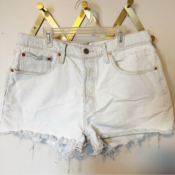 Levi’s 501 denim cutoff frayed shorts. - Picture 1 of 7